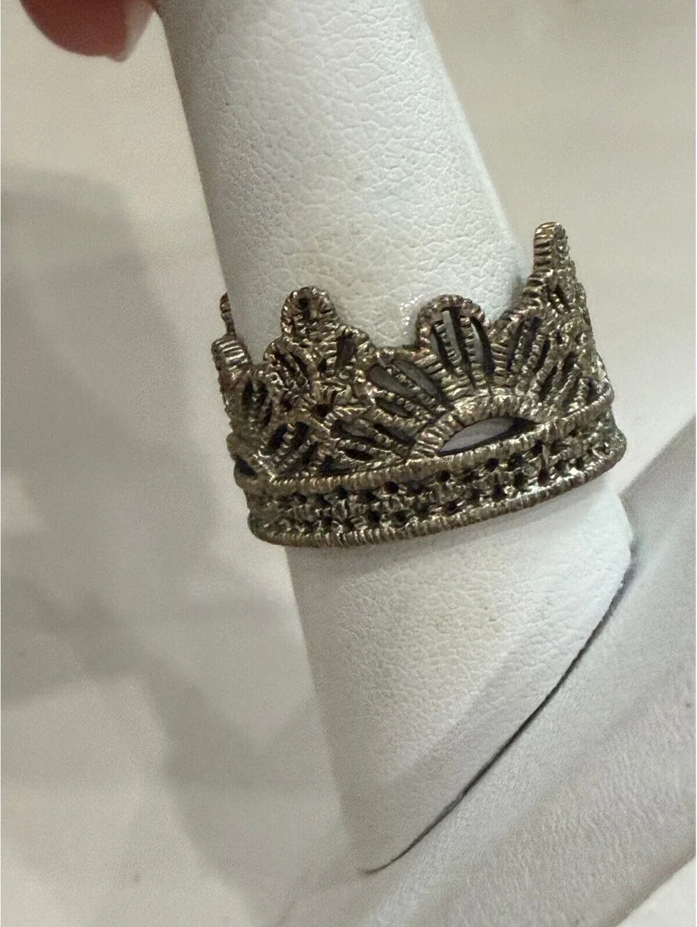 Vintage Style Silver Crown Ring Size 9